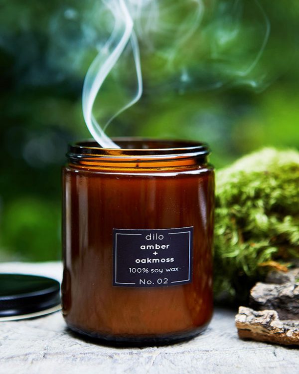 Dilo Amber + Oakmoss Soy Burning Candle