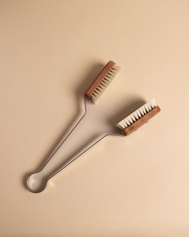 082624 Plant Brush 000