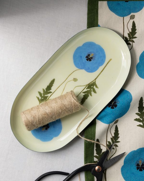 Poppy Tray Styled
